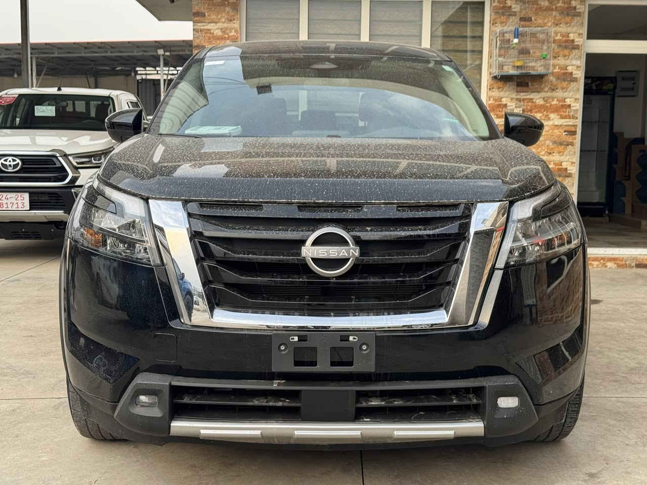 نیسان پنفاندر مودیل ٢٠٢٤ بدون سبخ مکان سلیمانیە سعر ٢٣٠
***********
