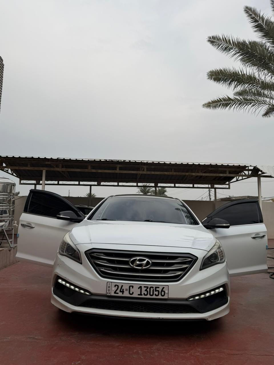 السلام عليكم
سوناتا للبيع 2015وارد كندي

بدون حادث 

فول مواصفات vip

رقم دهوك بسمي شرط التحويل 

موصفات السياره 

بانوراما 

حساسات خلفية 

رادار جانبي 

بصمة 

شاشة صغيره 

تبريد بيانو 

تدفه تبريد كشنات 

تبريد قطعتين 

كشنات كهرباء 

داخل اسود ملكي جلد 

محرك 2400GDi

للستفسار اتصل ***********

مكان السياره بغداد حي الاعلام
