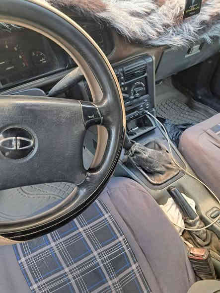 السلام عليكم برنس دايو للبيع رقم بغداد باسمي موديل 95 السياره مصبوغة عام للجماليه  مكفول كير عادي 
السعر 32وبيهه مجال
للاستفسار ***********
