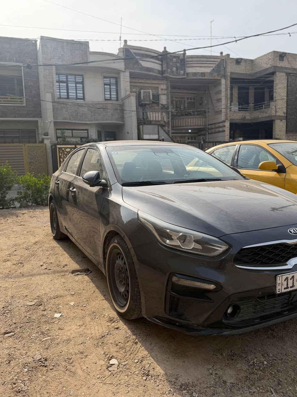 سلام عليكم 
كيه فورتي مديل 19 
K3 امريكيه جاملغ وبنيد فقط بدون دواخل
سياره جديده بمعنى احلى من صور
كير ومحرك مكفولات تخم تاير جديد 
فول مواصفات عده الفتحه 
بصمه كراسي جلد وكهرباء
وبعد مواصفات بيه 
سعر 128 وبيه مجال المكان بغداد سيديه
***********
