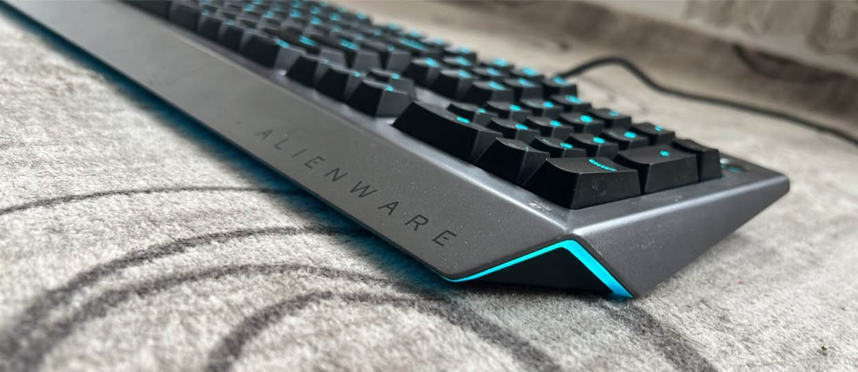 سلام عليكم عندي Alienware keyboard gaming AW768
السعر : 50 الف (بي مجال)
مكاني: دهوك دهوك, العراق


**إذا كنت صاحب هذا الإعلان وتريد حذفه لأي سبب، رجاءا أرسل رسالة إلى الدعم الفني**