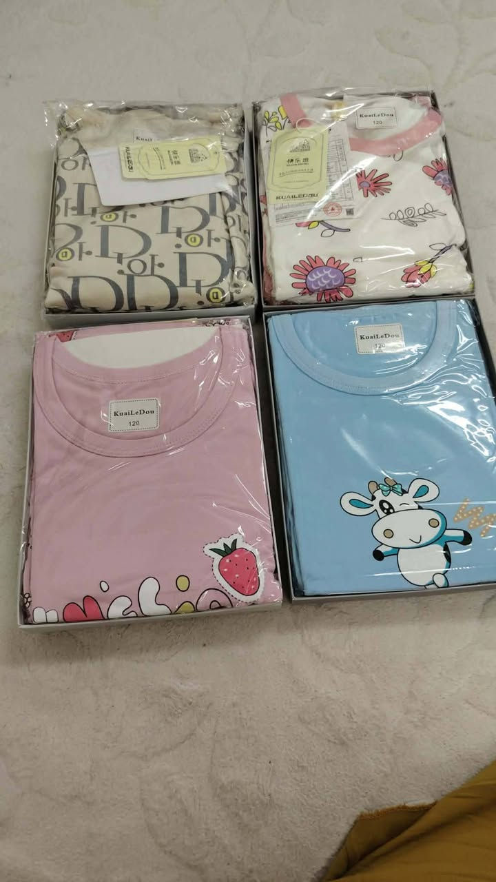 قطع اخيره قياس داخل صوره 
توصيل بسمايه الف سعر 5 الف


**إذا كنت صاحب هذا الإعلان وتريد حذفه لأي سبب، رجاءا أرسل رسالة إلى الدعم الفني**