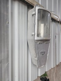 استعمال قليل • للبيع • راسلني