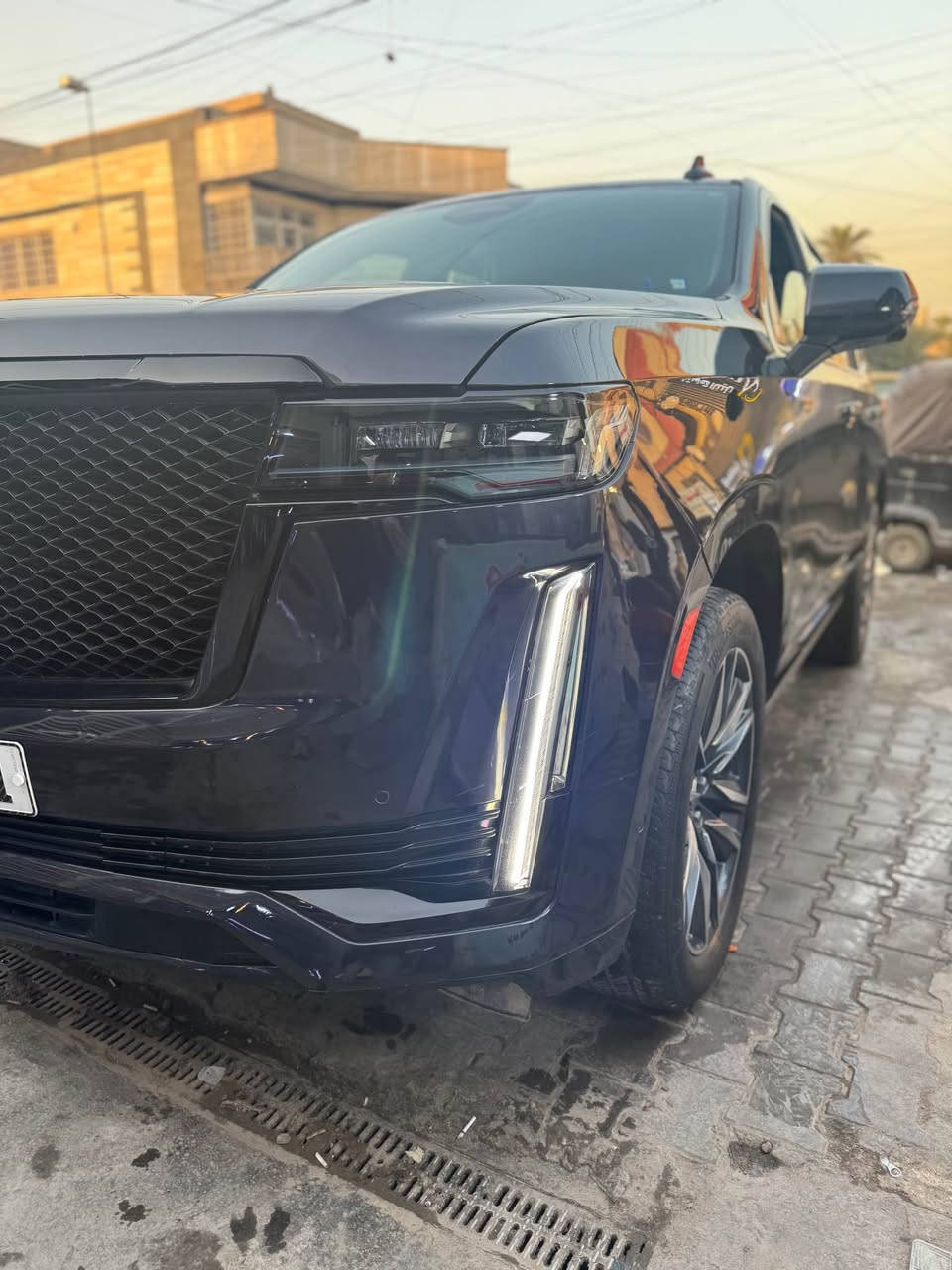 حادثهة تبديل بنيد والبنيد الأصلي موجود 
وصبغ جاملغ ايمن عكس السايق 
ونص الباب كلير والدعامية الامامية مصبوغة 
فول موصفات معروفة مواصفات سبورت بلاتينيوم
حدادية جديدة 
نانوا سيراميك جديد
غرفة جديدة 
السيارة جديدة كلش
ماشية 29 الف 
مكانهة كاظمية 
السعر 780$
*********** بغداد, العراق
