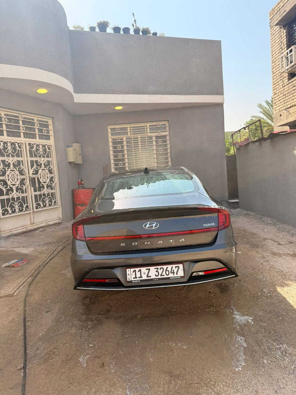 السلام عليكم
سوناتا هايبرد 2023 وارد امريكي 

مقصورة واسعة ومريحة

المسافة المقطوعة 95,000 كم

تبديل بنيد + صبغ بالجاملغ الايمن 

شاشة كبيرة 

سماعات BOSE 

مناخ منفصل و قطعتين تبريد 

سماعات بوس 

كراسي قماش + كهرباء + تدفئة

اندرويد اوتو + ابل كاربلاي

اشاير ب المرايا الجانبية 

تنبيه عند فتح الابواب 

صندوق ذكي يفتح عند الوقوف خلفه

كير دكم بيانو 

4 وضعيات قيادة 

شفتات بالستيرن 

وبعد بيها مواصفات ما مذكورة 

مراوس شعندك نزل

*********** بي واتساب
