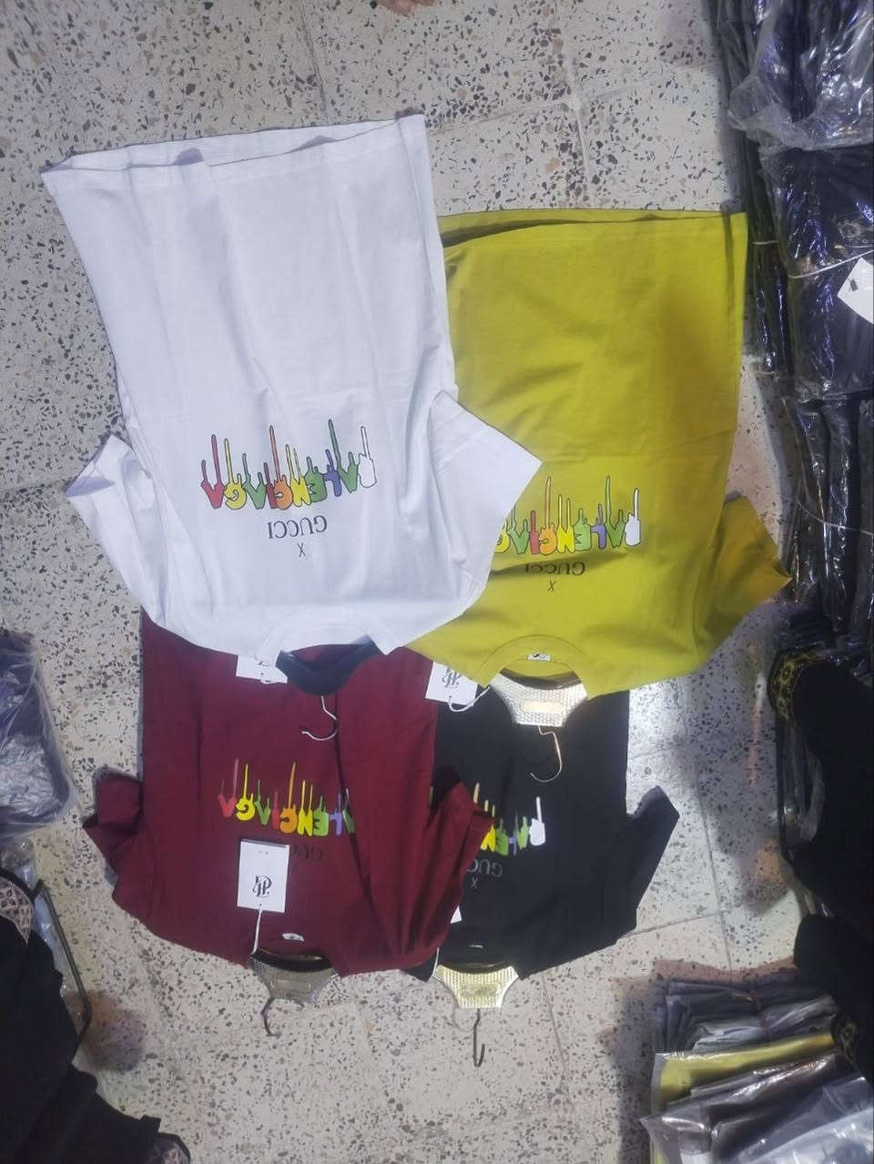 بدي هاف صيني قماش فول ليكرا
قياسات من m l xl xxl xxxl 
سيرى 5 قطع 
الشد 10 قطع لونين ب60 الف

البيع كل موديل بألوانه


**إذا كنت صاحب هذا الإعلان وتريد حذفه لأي سبب، رجاءا أرسل رسالة إلى الدعم الفني**