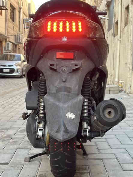 سلام عليكم شباب دراجه سكنس لد يابانيه كفاله عااامه اي نقص مابيه المكان بغداد العطيفيه السعر مليون و350 رقم الهاتف***********
