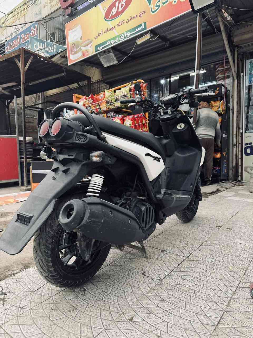 سكنز جبلي 2014
كفالة عامة مثل ما واضحه بالصوره
كلش نضيفة 
كامرات عدد2 بلاديات
برغي ممفتوح بيها 
رمبة مكان الحسينية مال راشدية
***********
