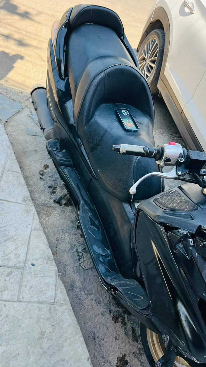 فورزه 09 للبيع دراجه صافيه بيه بس لكسر بالبجم هاي وكعت وطك والسبعه مالته موجوده هيه ولايت مابيهن شي الدراجع 7 نمر 4 تحويلات مكان دراجه الزعفرانيه السعر 750 وبيه مجال 
***********
