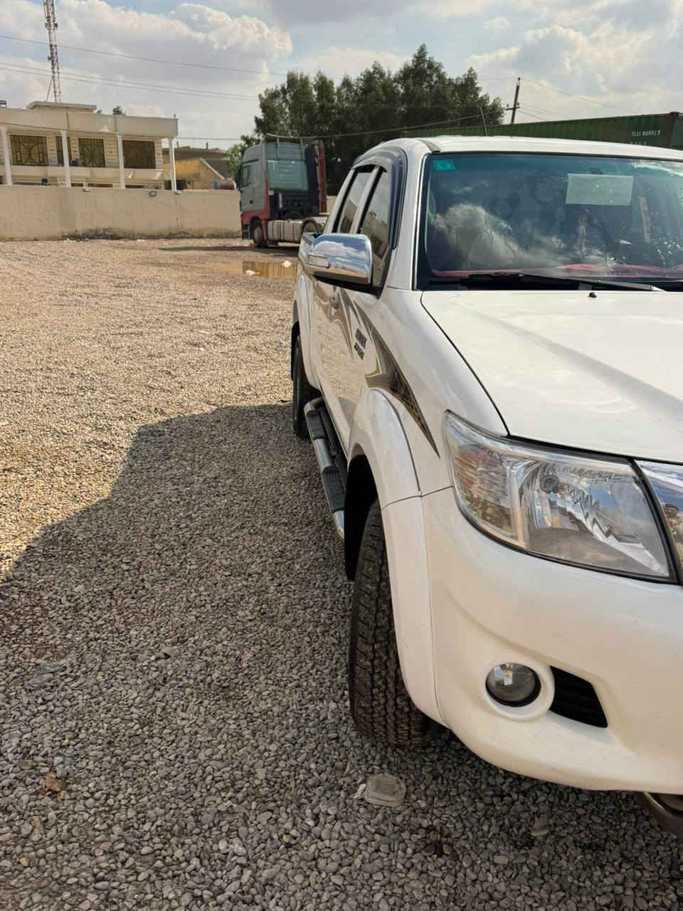 السلام عليكم
بيكم هايلوكس موديل 2014
رقم بغداد 
فور ويل السعر 225
***********
