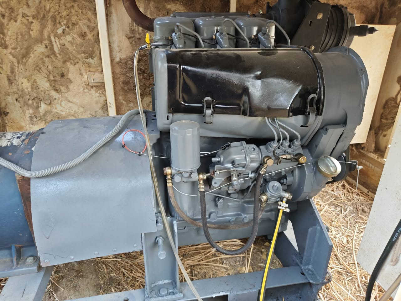 دويز 3 بستم مولدة 20 KVA سنكل فيز
يفيد جماعة الطاقة الشمسية
العنوان صلاح الدين
***********

