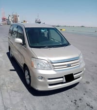 تويوتا نوها • ٢٠٠٧ • البصرة