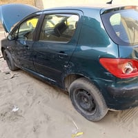 بيجو موديل 2005 اوتو بغداد باسم مره رقمها بغداد سنويتها صاقطه من 2023 ...