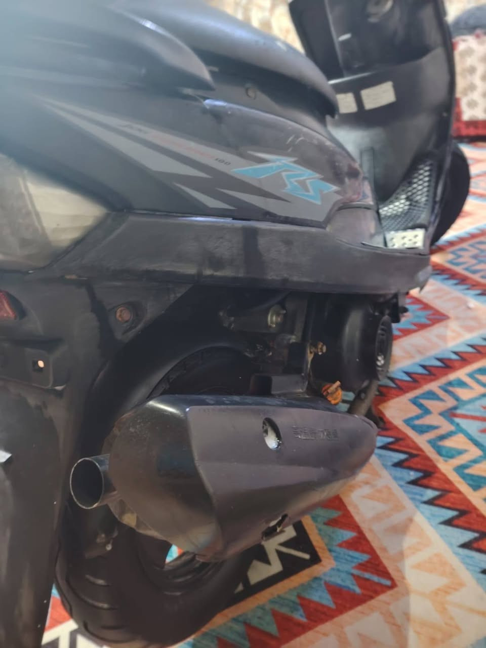 ماكس عدله بلاديه ختم واحد سلف هندر كهربائية كله شغال السعر700بيه مجال رقم الهاتف ***********
