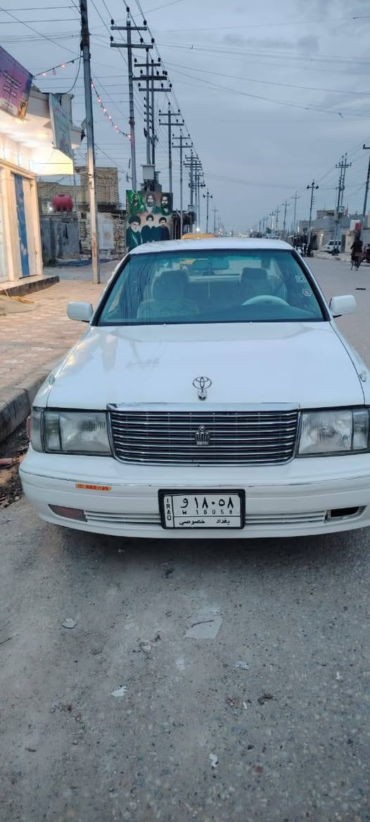 سلام عليكم راس ثور للبيع موديل 1996 
رقم بغداد مشروع وطني سيارة مكفوله 
من كص ونقل جثه ولضربه ولعيب شرعي 
مكينه وكير مكفولات تخم تاير حداديه جديده 
تبريد ثلج غرفه جديده سيارة جاهزه من كلشي 
كهربائيّ كلها شغالة جاهزه للخير مكان سيارة 
ميسان المجر الكبير /*********** /
سعر 80 وبيها مجال
