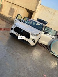 هايلندر خليجي هايبرد موديل 2024 بلاك أدشّن   رقم اربيل باسمي تحويل مبا...