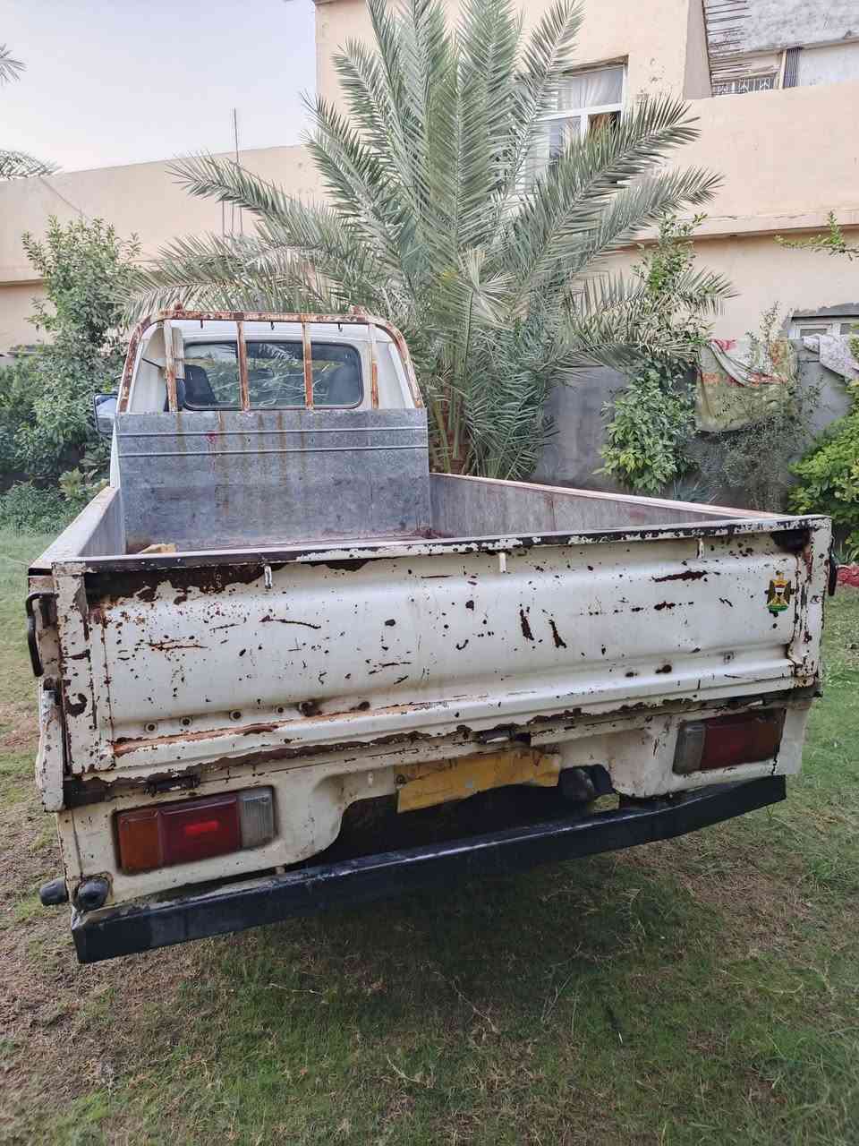 السلام عليكم ورحمه الله وبركاته كية بنكو موديل 94 سيارة كاملة ومكملة كير ومحرك واكسل بشرط مكفول رقم بغداد السعر35وبيها مجال المكان ديالى المقدادية شهربان رقم الهاتف ***********
