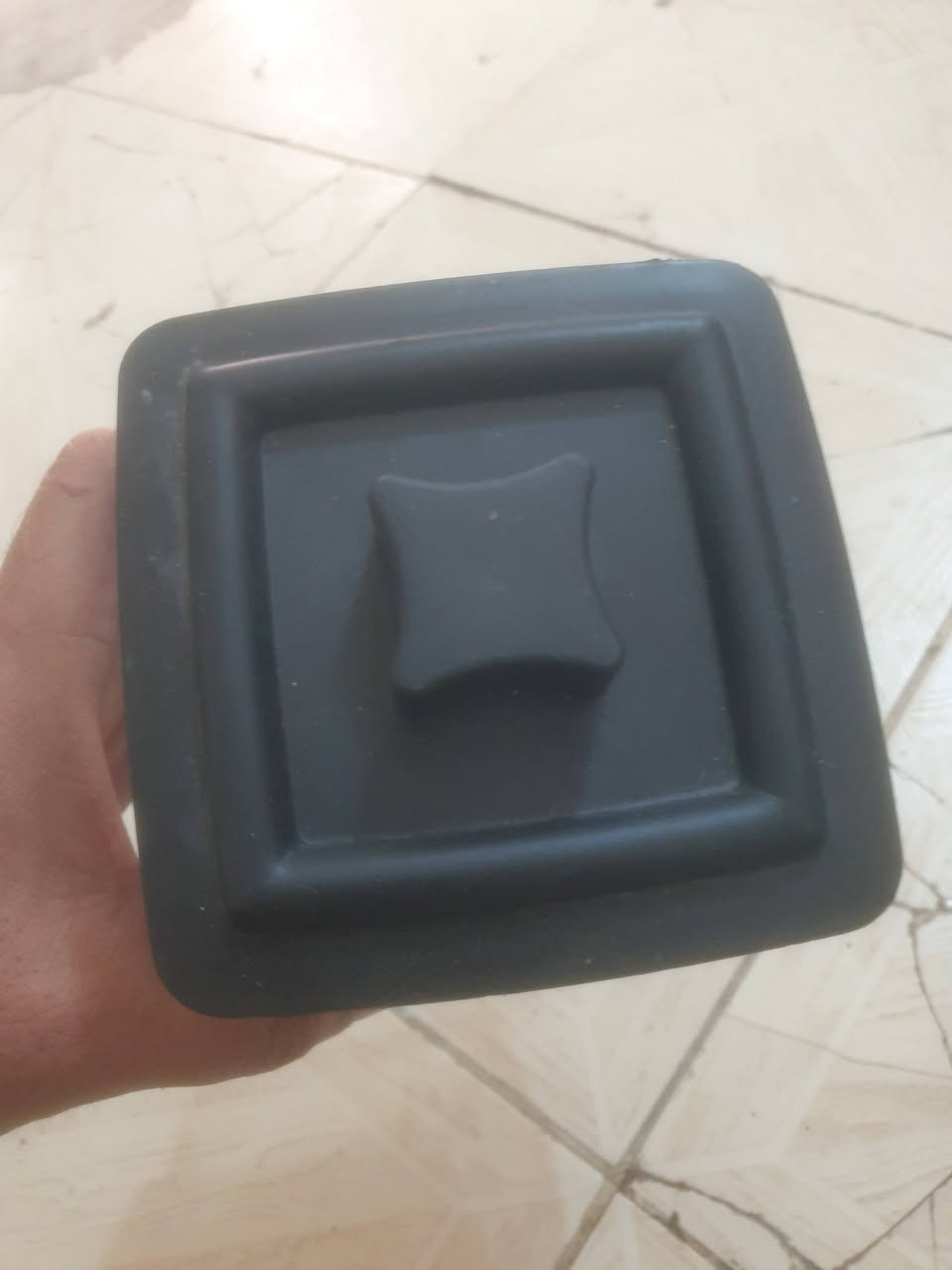 خلاط نظيف كرست الماني مستعمل مره وحده مع طاحونه مال تمن ب 20جديد اتصال ***********
