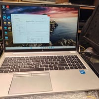 لابتوب • نضيفه • تخبل