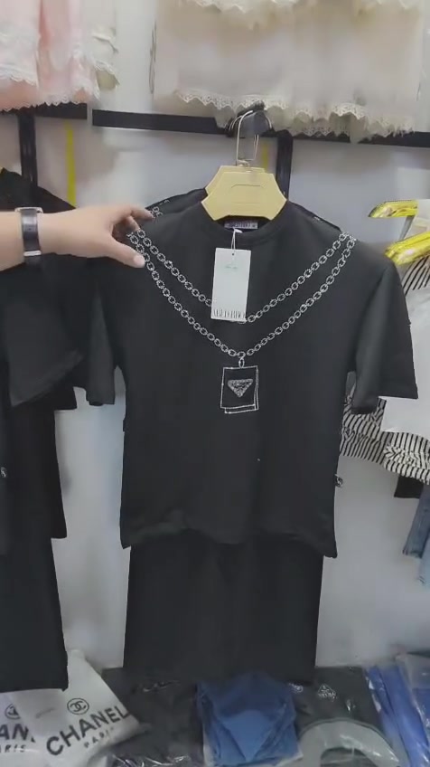 السوت البناتي. من مجمع سهيل الدعيجي طويريج نهايه سوق النساء الفرع المقابل احذيه سماره


**إذا كنت صاحب هذا الإعلان وتريد حذفه لأي سبب، رجاءا أرسل رسالة إلى الدعم الفني**
