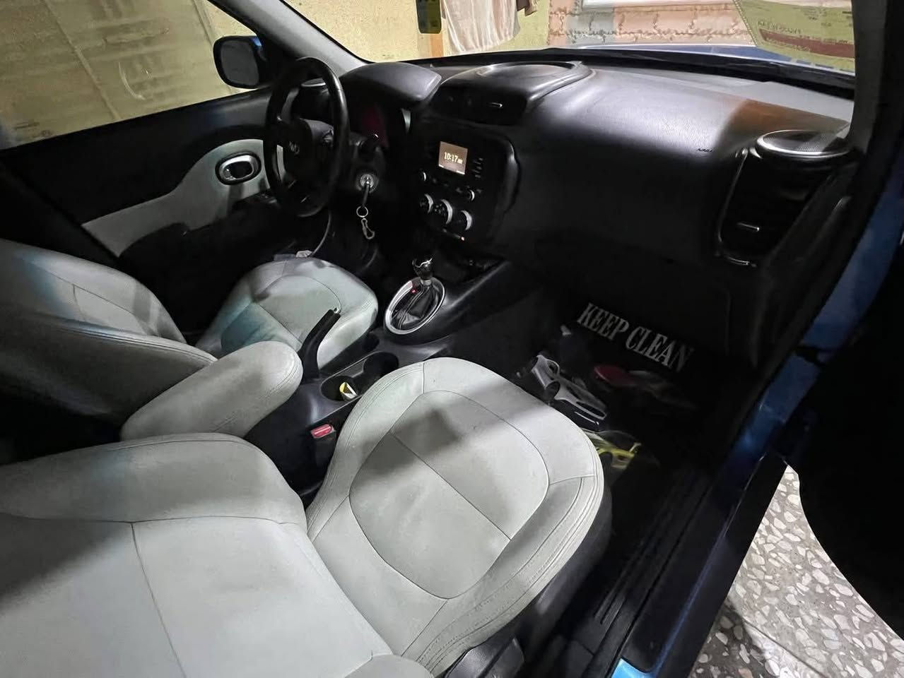 سلام عليكم
صول 2016
مكينه 2000 G
ماشيه 35 
حادثها صفحه 
رقم بغداد انكليزي
تخم تاير جديد
باتري جديد
حداديه جديده 
تبريد ثلج
مكاني كربلاء 
السعر 115 ورقه 
***********
