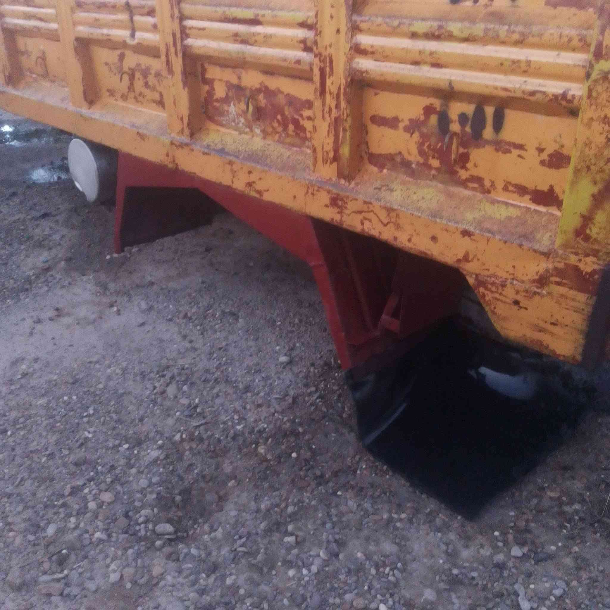 بدي تك طويله البيع سعره 2وربع وبيه مجال الشراي بدي نضيف ومناسب النتصال ***********
