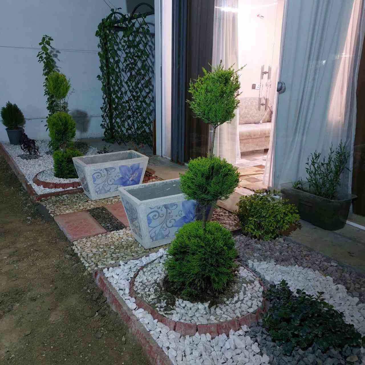 بسم الله
عملنا في المزارع والحداق المنزليه شغل درجه أوله 
للإستفسار لاتصال عل ***********
