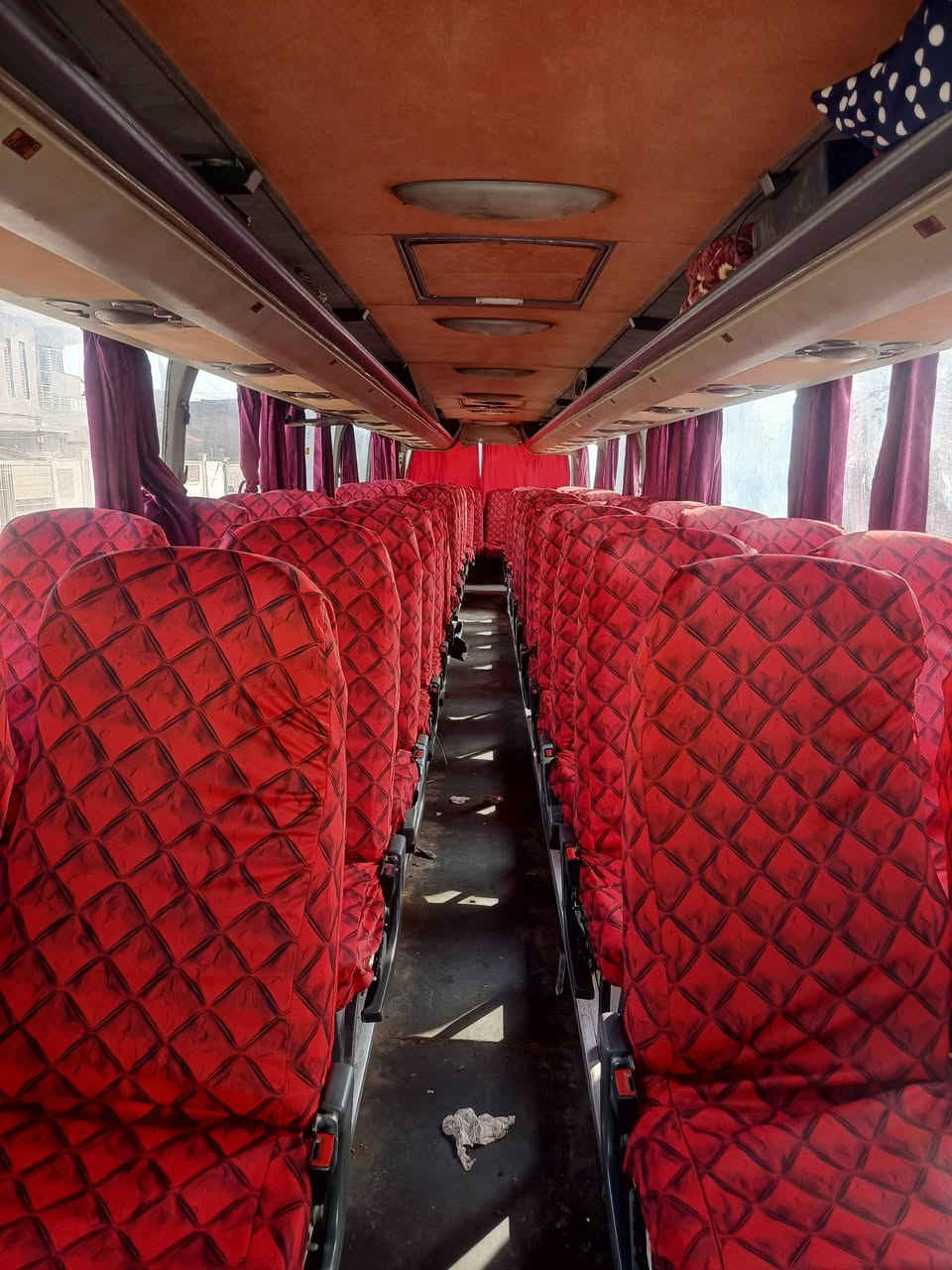 السلام عليكم 403 للبيع او مراوس جاهزة للعمل سيارة جديده مال شغل ***********
