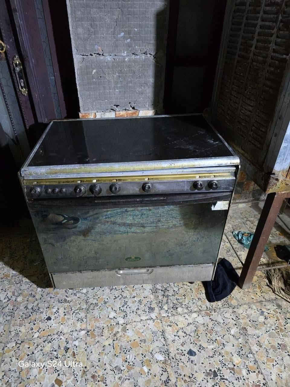 طباخ كريازي 100الف الحجم الكبير العنوان حله ورديه خارج قرب علوت المخضر يم البسطيات مال المخضر 100الف بيع مستعجل ***********
