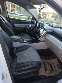 توسان خليجي 2020 رقم اربيل محرك 2000  دوش  اقتصادي بلادي ماشيه 80 الف ...