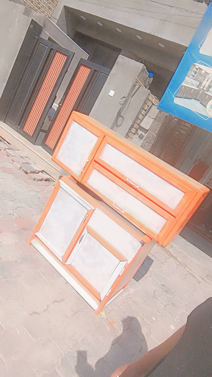 سنك متر ونص وملحق مترين ب 90 وبيهن مجال للاستفسار الاتصال على الرقم التالي *********** .. أنوار الصدر
