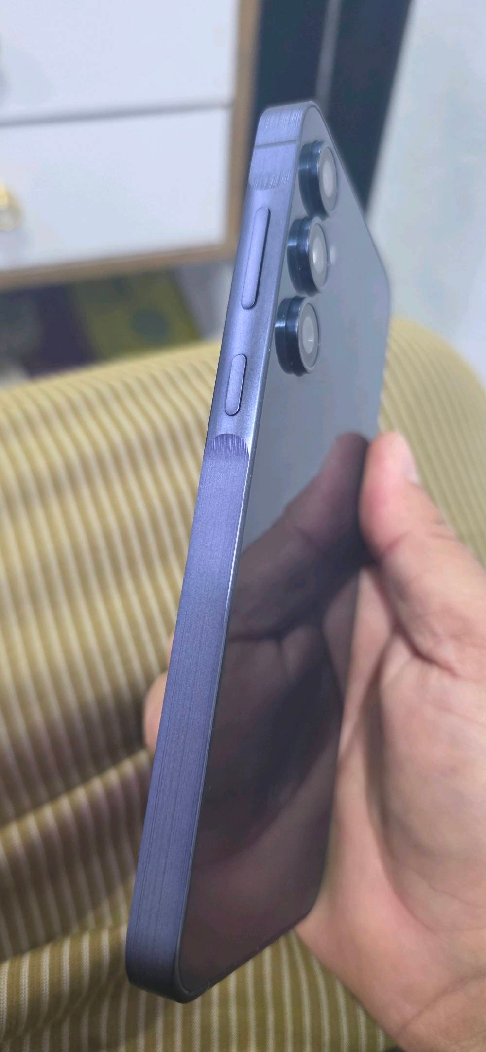 اي 55 سامسونج نظافه 100%. ذاكره 128. مبدل شاشه اصليه مكاني ابو غريب. سعر 250. 