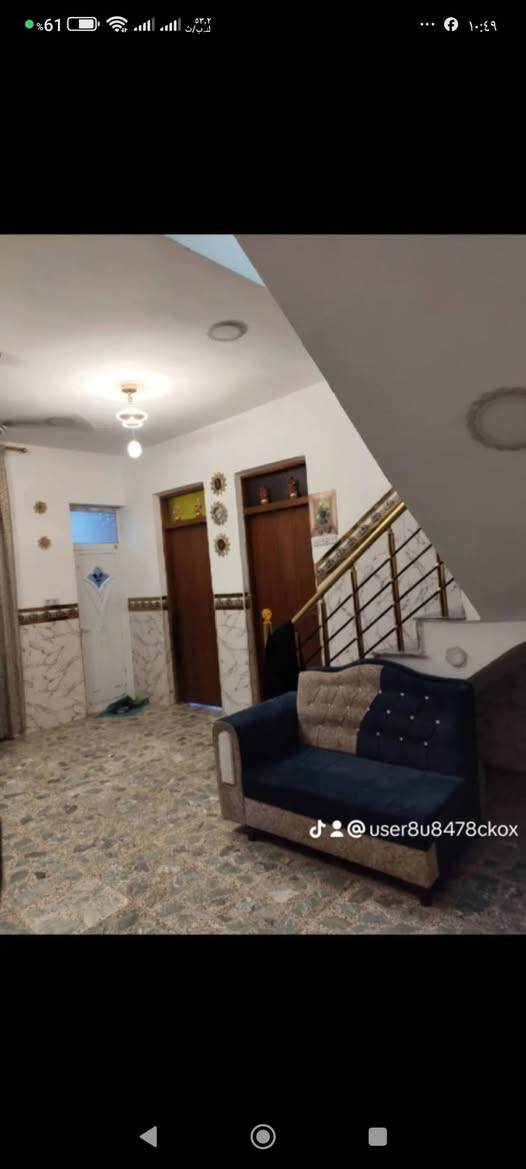 السلام عليكم من رخصت لادمن تم إعادة النشر بسبب الوعود الكاذبة بيت للبيع  المساحه 164 متر طابق ونصف بناء حديث 2023 خدمات كامله من كهرباء دفن واناره  ومي وانترنت وطني ومجاري وتبليط  كله جديد العنوان الفضيليه قريب عل حي الرئاسه المعلمين شارع البديرات  📍📍السعر مناسب جدا 📍📍
ملاحظه البيت طابوو ملك صرف يعني سند مستقل   استفسار  
 ***********
