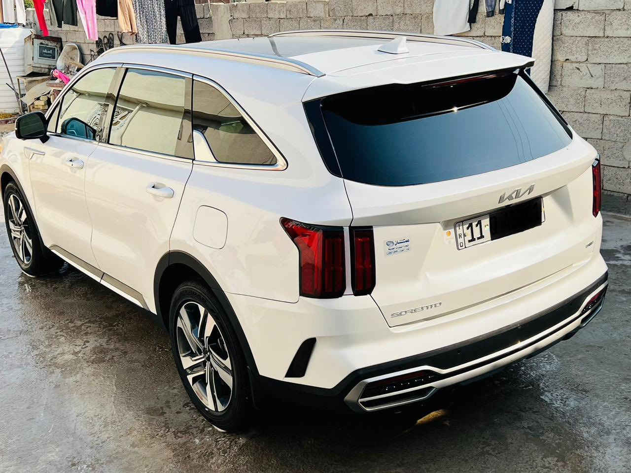 سلام عليكم لبيع سورنتو موديل 2023 

فول واحد على واحد لخير السياره أمريكيه 

كلين بدون حادث السياره مكفوله كفاله عامه من كلشي 

السياره هايبرد تيربو السياره رقم بغداد بسمي تحويل مباشر 
العنوان تقاطع نهروان بنفس التقاطع 
الستفسار ***********
