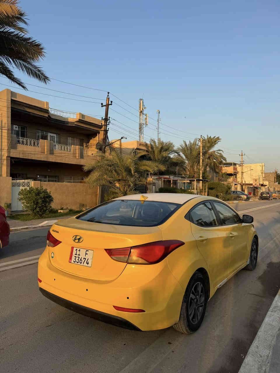 النترا للبيع 2015 اجرة بغداد
هزه سنه كامله نهزت شهر 12 سنوية 2030 شهر 12 ارقام الدولية 
مصفرة هيئة وغرمات 
موصفات نص فول المعروفة
ويل كاب السيارة
تخم تاير بيه
باتري جديد
تبريد هذه الموسم مشدود منضومة كامله حدايدية جديده شديته امامي خلفي
مكينه كير خير من اللّٰه  عليه منضومة غاز جديدة وبعده بالضمان L 60 زافولي
الجديدة الايطالي
وعليه شاشة كار بلي اندرويد اوتو
كامره خلفية دوارة

السعر 107 وبي مجال للشراي 
تواصل ‭0770 716 4551‬
