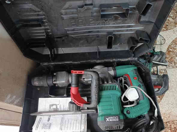 السلام عليكم
للطلب 
على وات ساب 
***********
كركوك حي الحريه
توصيل لكل المحافظات ٥ الاف
