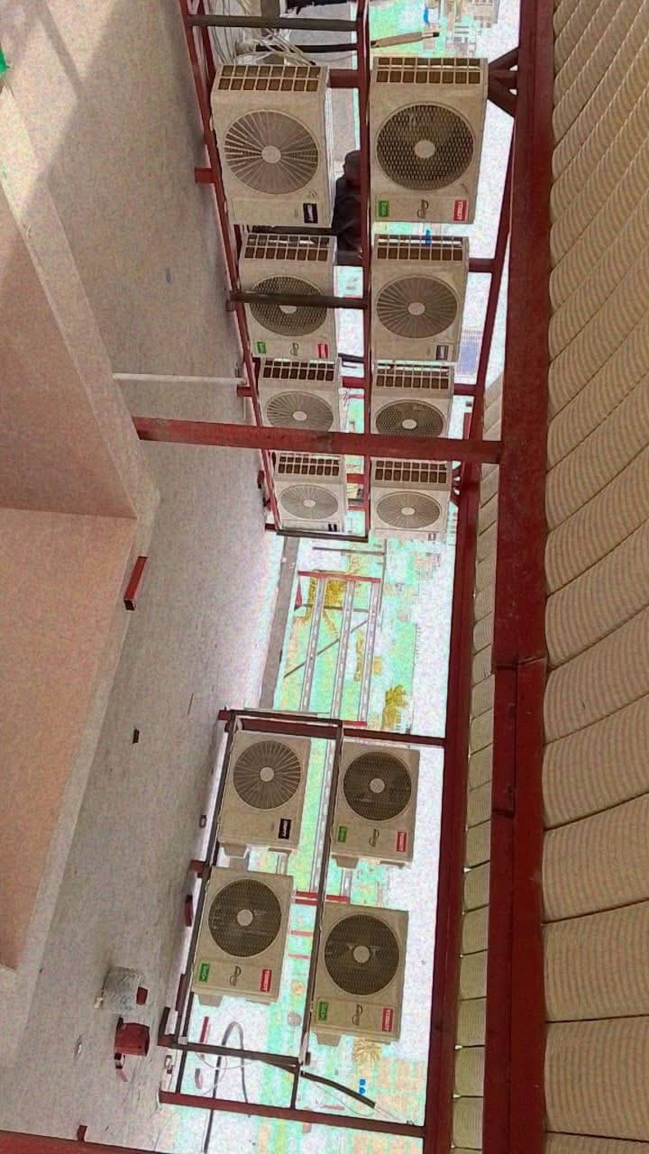 السلام عليكم
ورشه متنقلة في جميع مناطق بغداد نصب وصيانه وتًنظيف السبالت وشحن غاز وصيانه مجمدات ثلاجات عادي او بخاخ   وادامة للسبالت  فقط اتصل واحنا نجيك للباب بيتك***********
