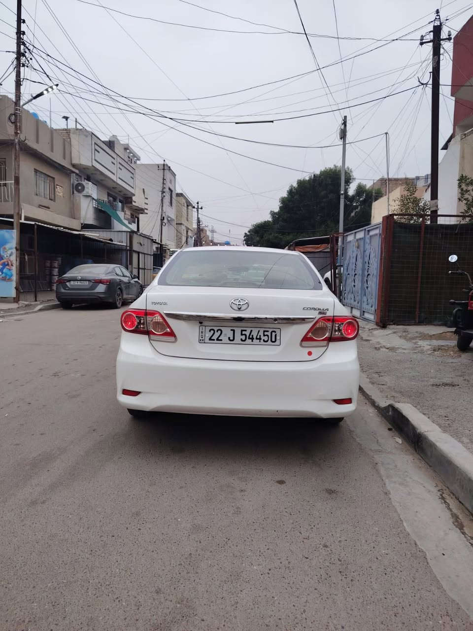 للبيع كورلا موديل 2013 رقم أربيل خليجي
مكينه وكير وصدر خير من الله 
السياره بيها صبغ عام وبيها تصليح بل لغوده الامامي 
مكفوله من الكص رقم وسنويه كله جديد 
تخم تاير جديد منضومه زنون شادلها 
مكان السياره بغداد الصليخ السعر 99 وبيها مجال قليل 
رقمي ***********
