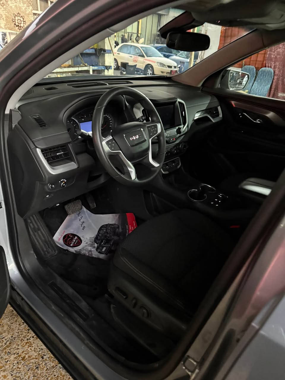 جيمسي تيران موديل٢٠٢٣ فول مواسه فات بوندي چاملغ بؤياغه ير باگ سو كان سيسته مه سحري ١٥٧.   *********** أربيل, العراق
