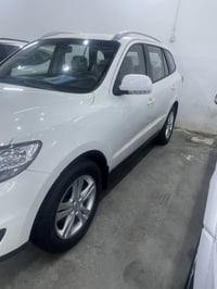 سنتافيا موديل 12 خليجيه مكفوله 6 سلندر 7 راكب السعر 160 للاستفسار 0774...