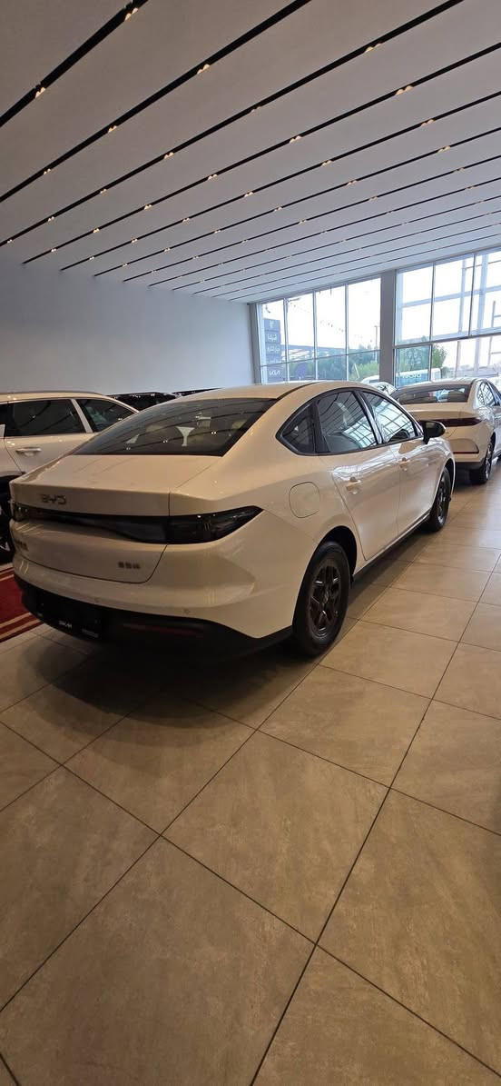 🚗🔥 سيل ٥ 🔥🚗 *********** البيع نقد فقط
سيارة�BYD SEAL5�بتصميم عصري ومواصفات حديثة تعطيك الراحة والقوة
 بنفس الوقت.

‎سيارة اقتصادية وعملية�✨ تصميم حديث وجذاب�✨ قيادة مريحة و متطوه
 العنوان:بغداد – البياع الاشارع الاول �المنيز �شركة ديار الكرم 

للاستفسار والحجز:***********

‎⚡ الكمية محدودة�

سارع بالحجز قبل نفاد السيارات

المواصفات 

♠️بصمه 

♦️زيرو

♣️موديل 2025

♠️حساسات خلفية

♠️بصمه تشغيل

♦️تشغيل عن بعد

♣️حجم المحرك 1,5L

♦️شاشه اصليه 

♠️كامره خلفية

♦️هند بريك كهرباء

♣️اوتو هولد

♦️مفتاح التشغيل بصمه

♠️تحكمات مقود

♦️مقول جلد حياكه 

♣️دخول ذكي

♦️اشاير بل مري

♠️المقاعد جلد رياضي

♦️ اناره داخليه LED

♣️ لد امامي LED

♦️بك لايت LED

♠️قطعتين تبريد

♦️كروس سرعة

♣️حجم الاطار 16

♦️مانع تزحلق
