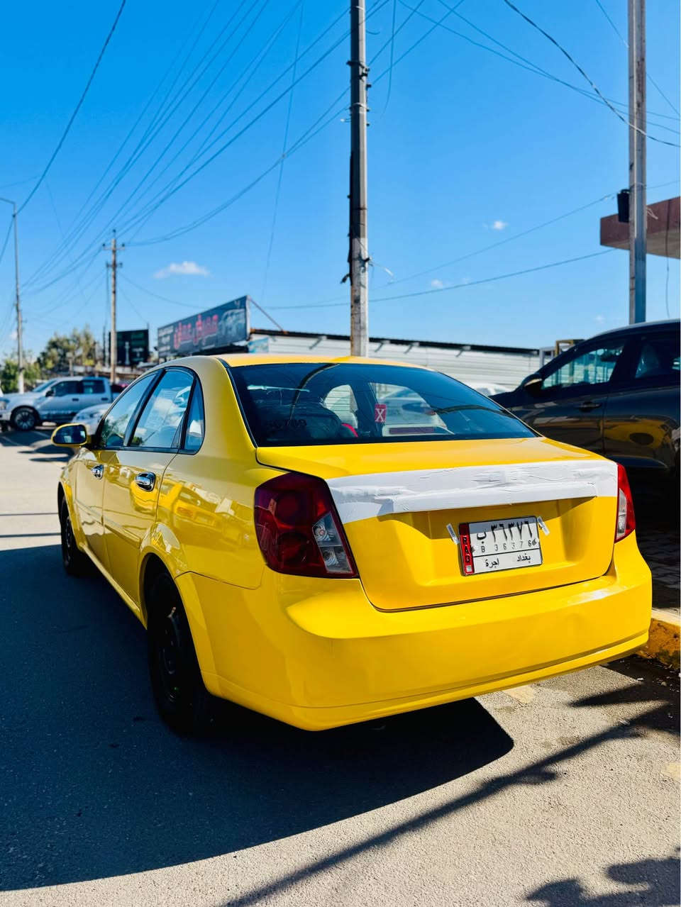 السلام عليكم اوبترا ٢٠١١ الشركه العامه
 رقم بغداد هيئه وغرامات مصفره تحويل ثاني يوم كير اوتماتيك جاهزه السياره 
 مصبوغه حزام بدون ضربه قويه 
السعر 70 وبيها مجال بسيط 
مكان السياره بغداد الاعظميه 
*********** بغداد, العراق
