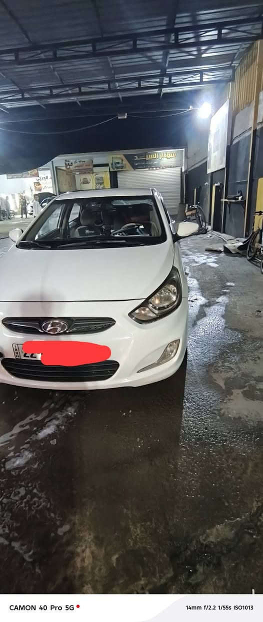 اكسنت موديل 2013
كلين بيها 4 مكانات بارد 
شرط الكير والمحرك
ماشيه 230
سياره نضيفه وسونار مالتها موجود
سعر 107 بيها مجال
رقمي ***********
