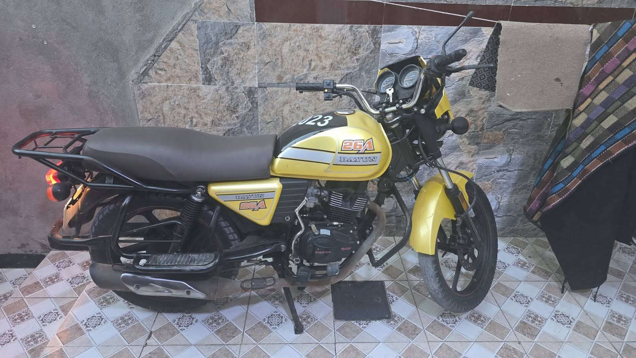 دايوان 2023 اوراق 
نضيفه ما مفتوحه 
***********
سعر 1650قابل للتفاوض
