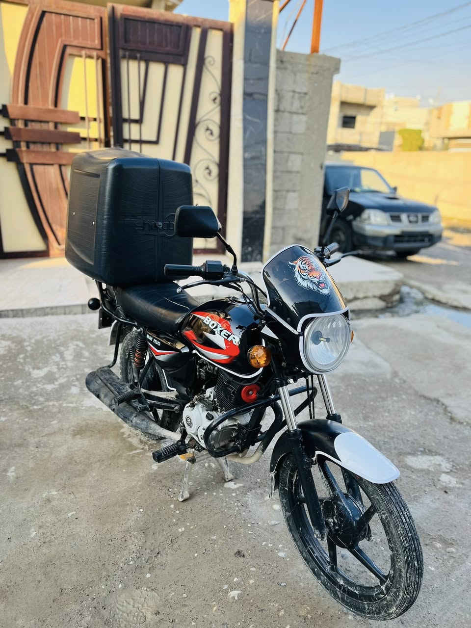 للبيع
بوكسر موديل 2022 الدراجه كامله ما يعوزه برغي محرك شرط ولباقي كدام  العين 
رقم نينوى ب اسمي 
السعر مليونين وميه
***********
***********
