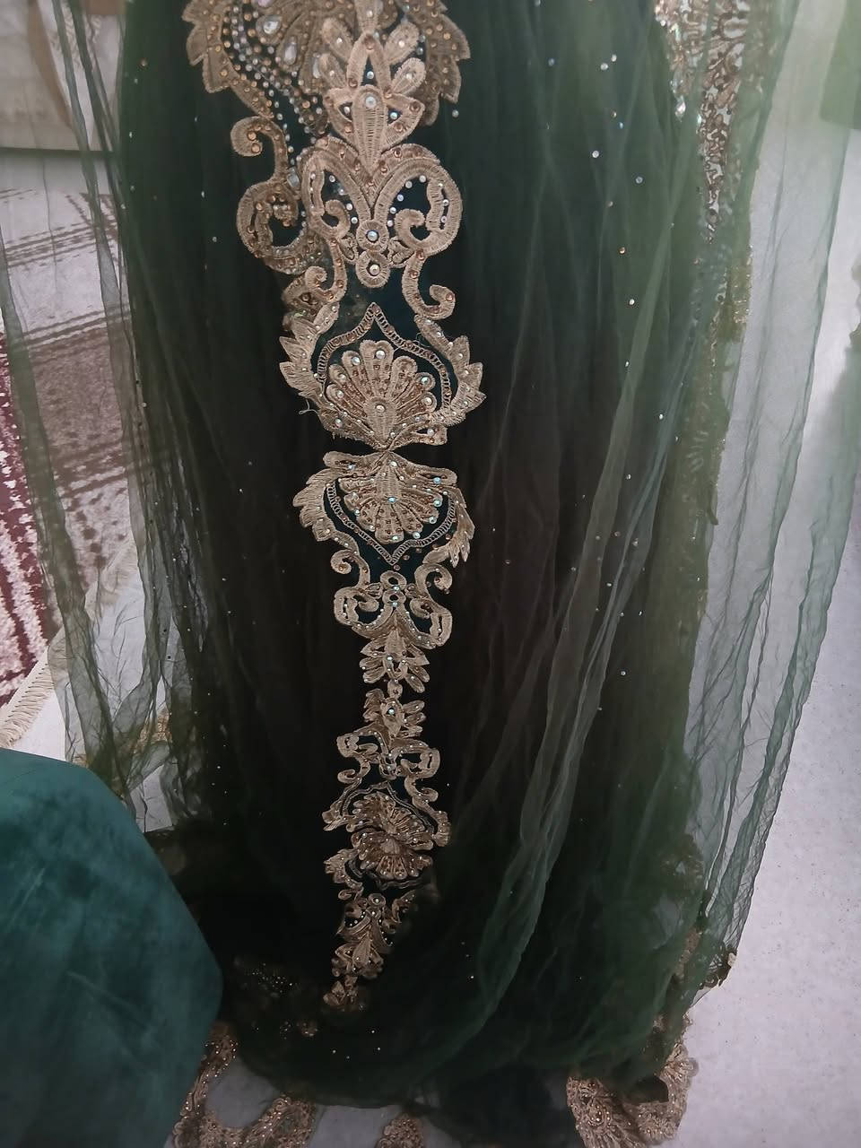 فساتين نظيف يرادلهم كوي.الاخضر لونه زيتوني غامق كله شغل أيد فخم بس الفصوص ب٢٥ الف.يلبس لحد وزن ٦٠ البيجي قصير للركبة يلبس لحد وزن ٧٠ .اي تفاصيل ع خاص.سعرهم اثنينهم ٥٠ الف مع التوصيل


**إذا كنت صاحب هذا الإعلان وتريد حذفه لأي سبب، رجاءا أرسل رسالة إلى الدعم الفني**