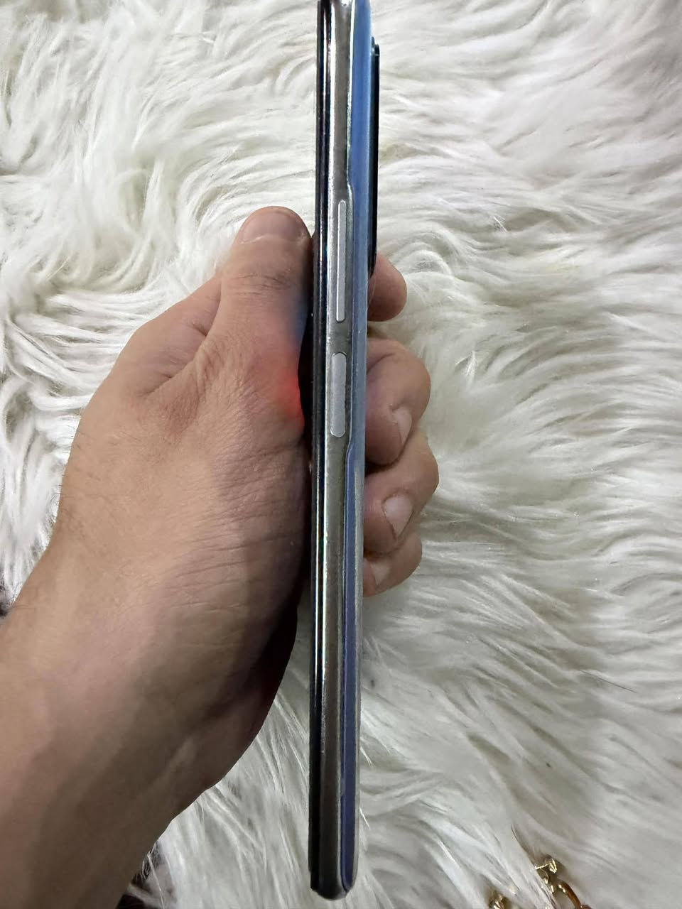 السلام عليكم شاومي 11t ذاكرة 128 العشوائية 8+8 شاشة امولد 120 هيرتز معالج ميديا تك دايمنستي 1200 5g ببجي 90 فريم سماعات ستيريو مقاوم للماء كامرات عالية الوضوح الخلفية بدقة 108 ميكا بكسل تدعم تصوير 4k 60 اطار بالثانية والامامية 32 بطارية بسعة 5000 ملي امبير تدعم شحن 67 واط نظافة الجهاز 95% زلغ مابي سعر الجهاز 220 الف مكاني موصل


**إذا كنت صاحب هذا الإعلان وتريد حذفه لأي سبب، رجاءا أرسل رسالة إلى الدعم الفني**