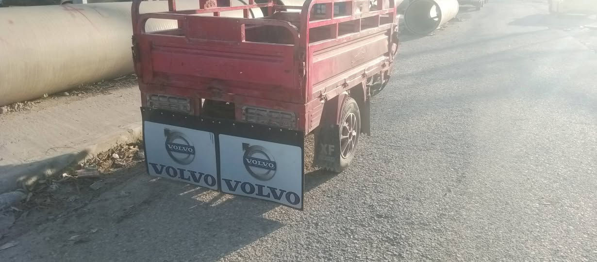 ستوات للبيع شاصي شرط محرك شرط منفيس بيها موديل 2020والمحرك 2020ويرامنية شغالة ستوات مال رزوق السعر 900وبي مجال الشري خاص موجود وعل الرقم ***********
