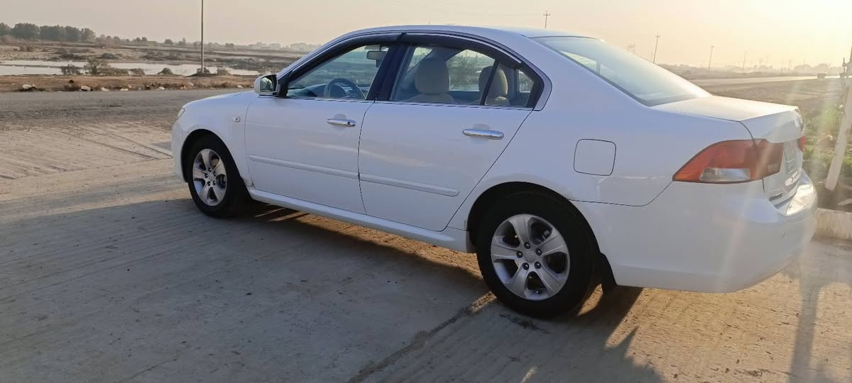 السلام عليكم اخوان اوبتيما خليجي 9 بابل بسمي العنوان واسط قضاء الحي السونار موجود الاتصال على الرقم ***********
