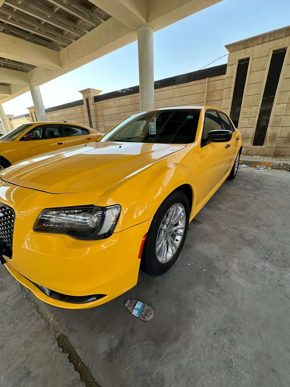 السلام عليكم اوباما  2019 مرمزه 20 السياره فئه الاس السياره الجديده  رقم بغداد الس معرفه مواصفاته بيها قطعتين تبديل  خطها بغداد بصره ماشيه 180  بيها منضومت قاز ومنضومت زنون عدسات السعر 225 وبيها مجال قليل موجوده بلبصره***********
